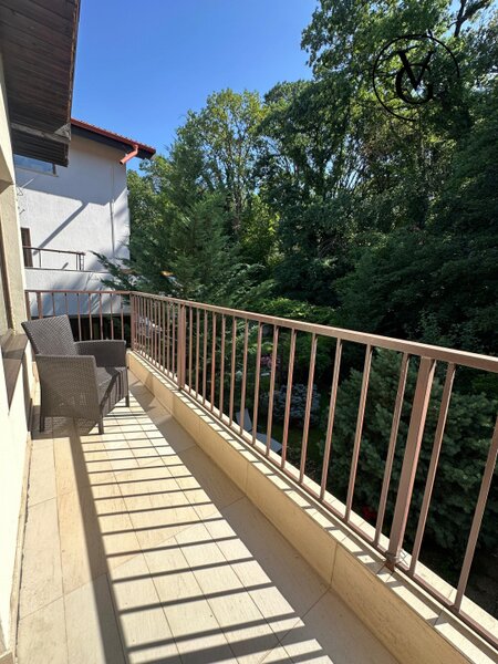 Padurea Baneasa, vila de vanzare.